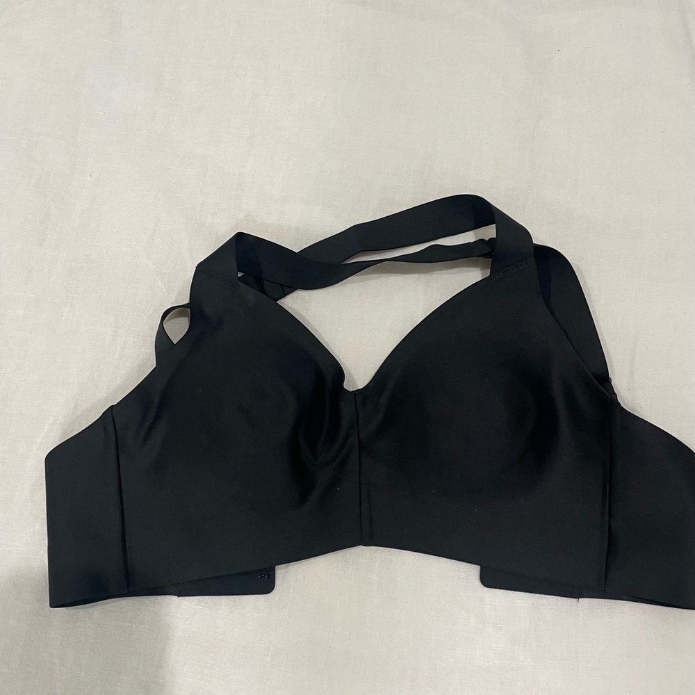 Black Alo Sports Bra
